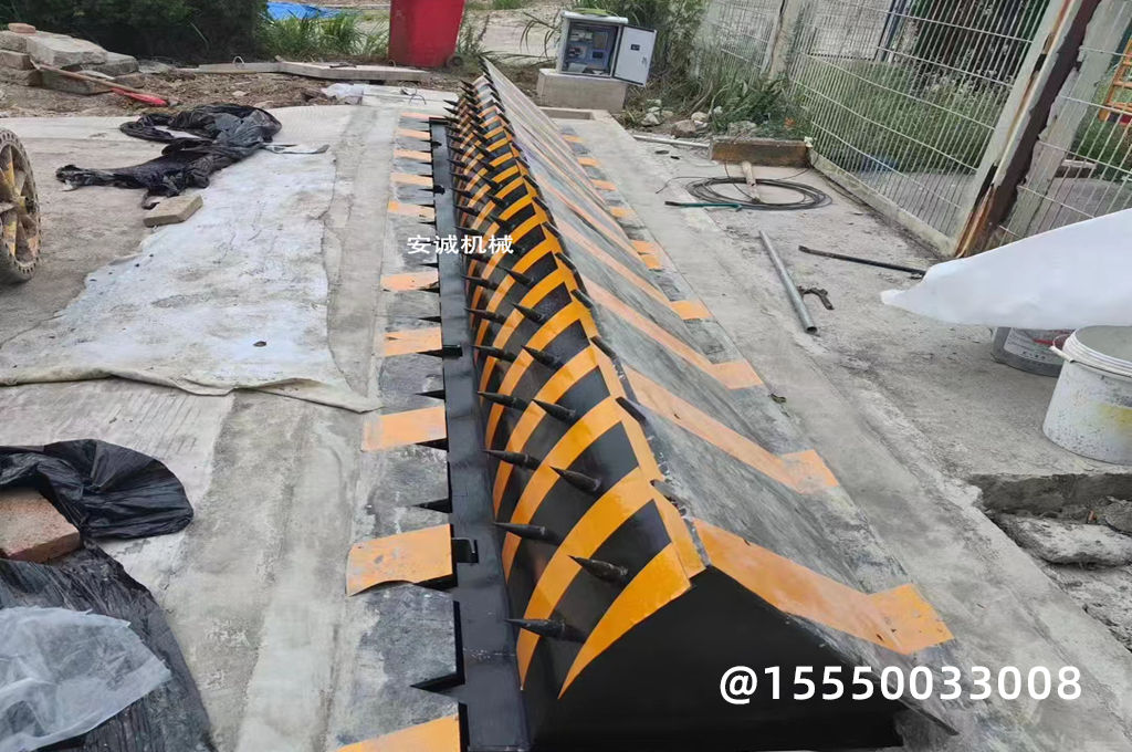 社區(qū)垃圾分類(lèi)站路障機(jī)